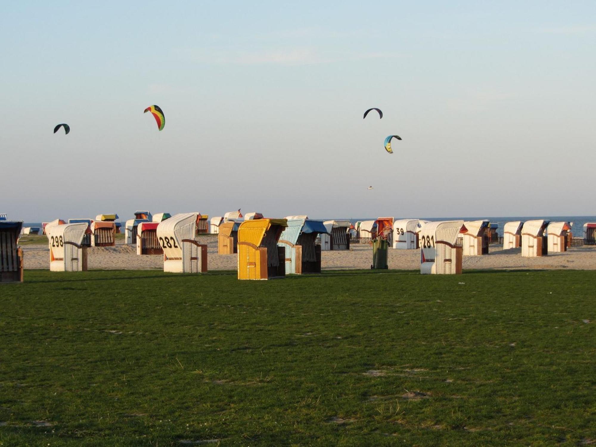 Ferienwohnungen Meer-Schillig Bagian luar foto